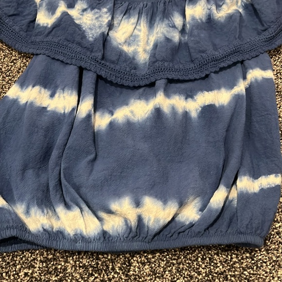 off shoulder top - Picture 2 of 2